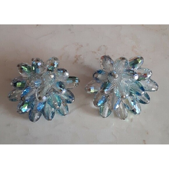 VTG Coro CLIP-ON EARRINGS 40s Retro Glam Grandmacore flower burst beads BLUE - Picture 2 of 9